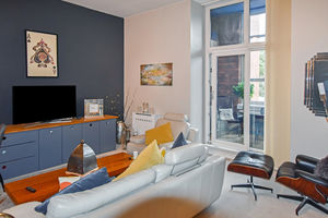 LOUNGE PHOTO WITH PREVIOUS FURNITURES- click for photo gallery